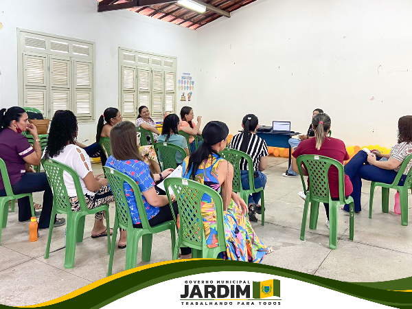 ENFERMEIROS DO MUNICÍPIO RECEBEM TREINAMENTO DO SUPORTE FASTMEDIC PARA MELHOR ATENDIMENTO EM SAÚDE